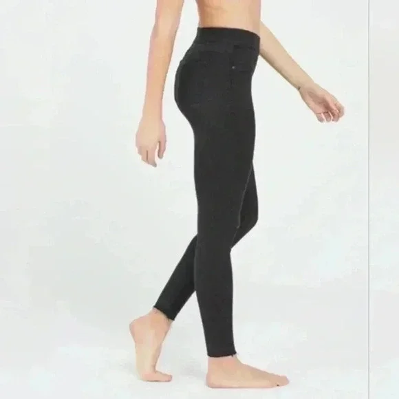 NWT Spanx Distressed Ankle Skinny Jeans, Vintage Black XS - Picture 6 of 10